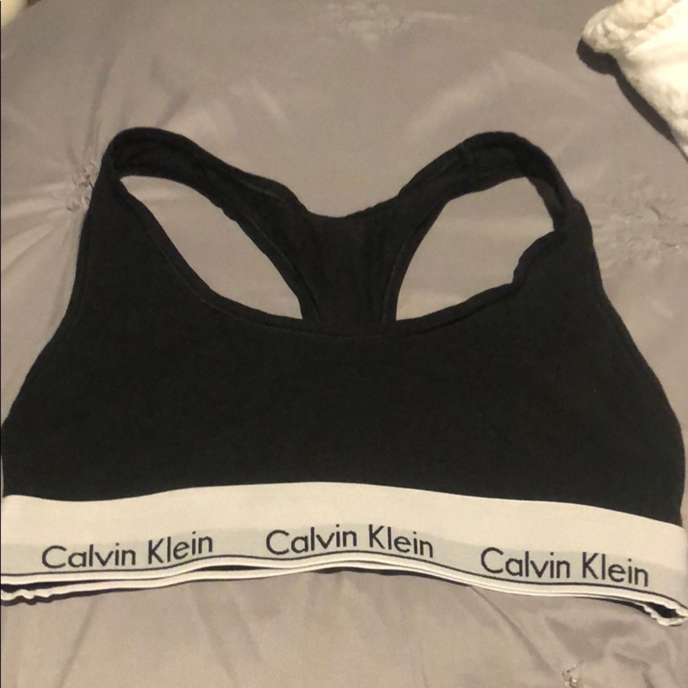 Calvin sports bra